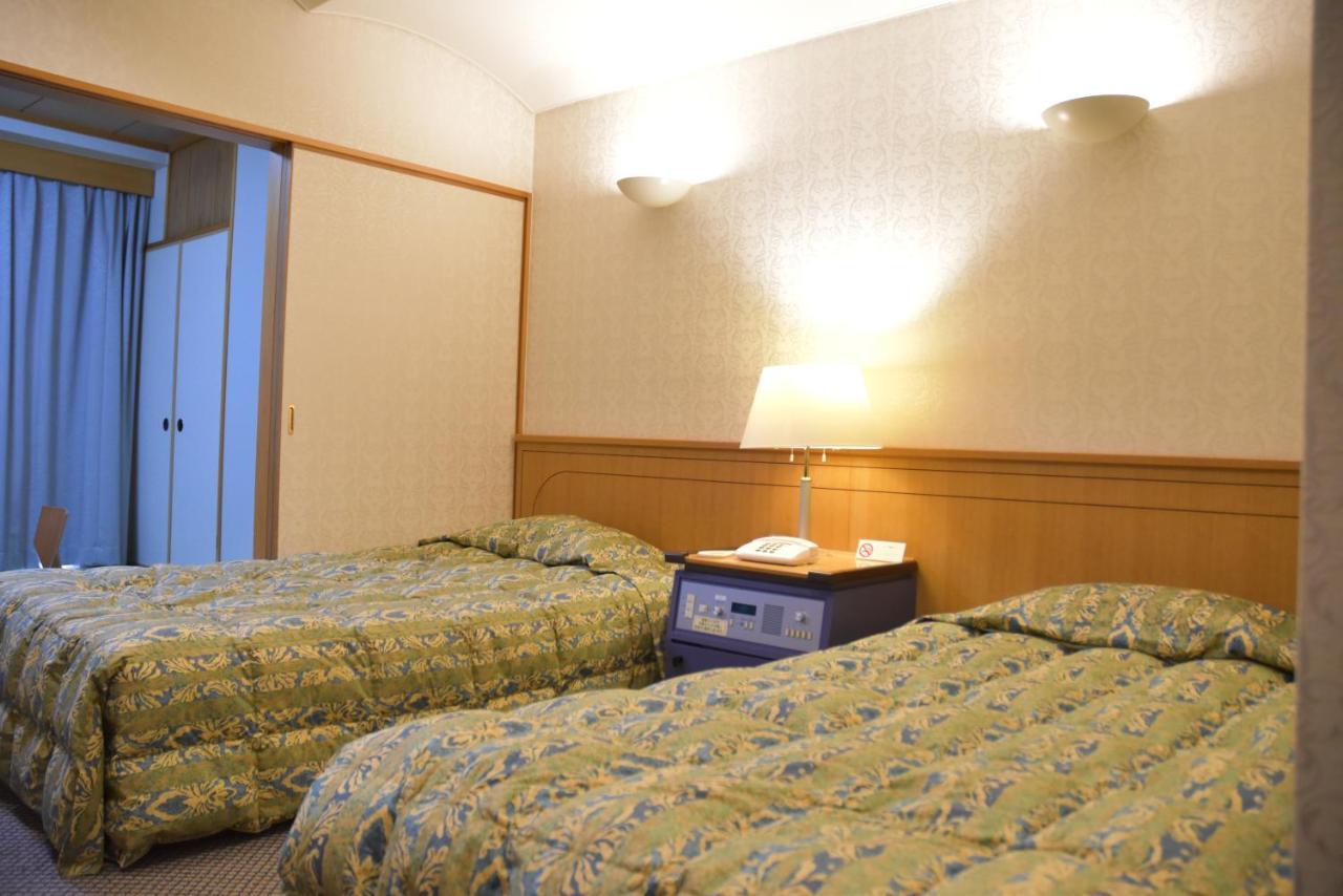 The Gran Resort Elegante Awajishima Exterior photo